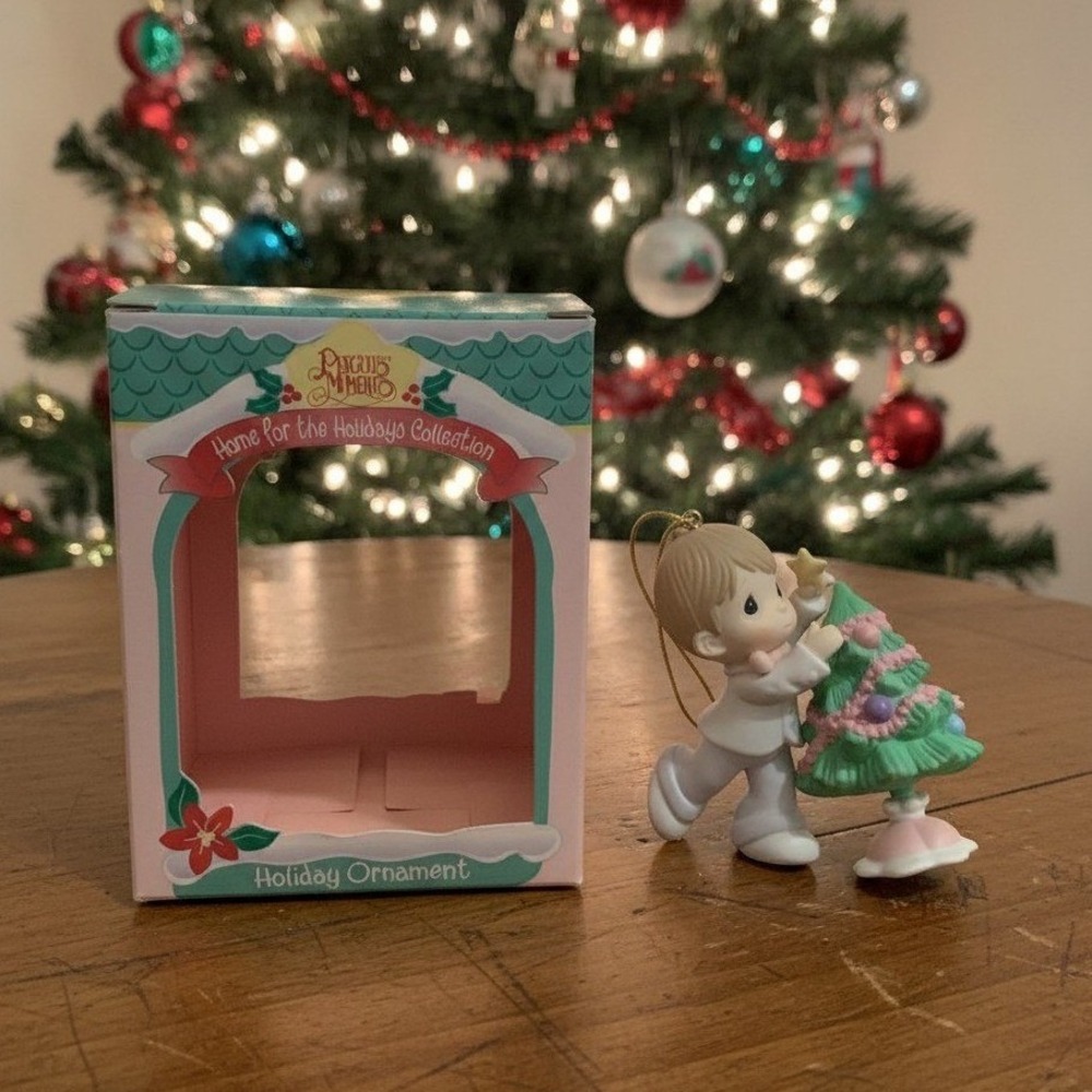 1995 Precious Moments 'Home for the Holidays' Boy with Tree